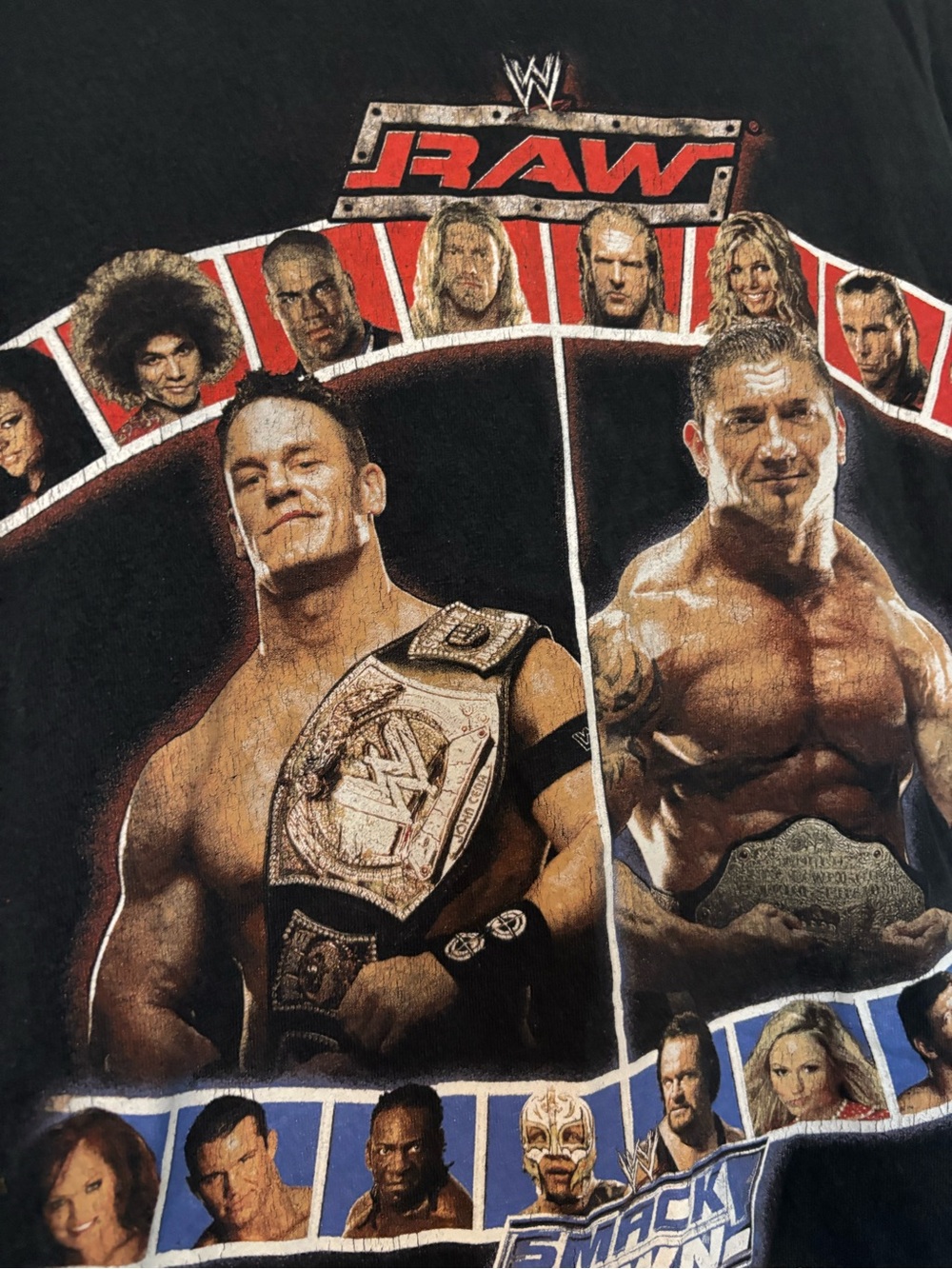 Vintage 2005 WWE RAW VS SMACKDOWN T-Shirt Size S John Cena Batista Flawed - Picture 2 of 8